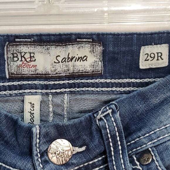 BKE Sabrina Bootcut LoRise Jeans 29R Style BPL1301 - Picture 2 of 9